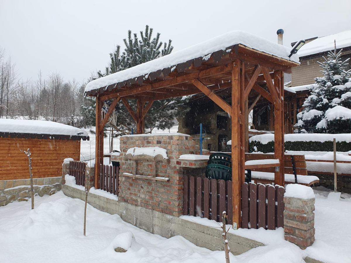Rooms Poienita Slănic-Moldova Екстериор снимка